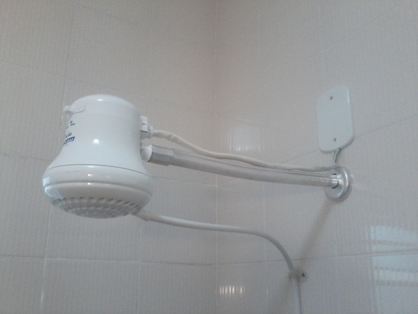 Chuveiro Elétrico em Taubaté: Instalação, Manutenção e Segurança com Eletricista chuveiro eletrico 1